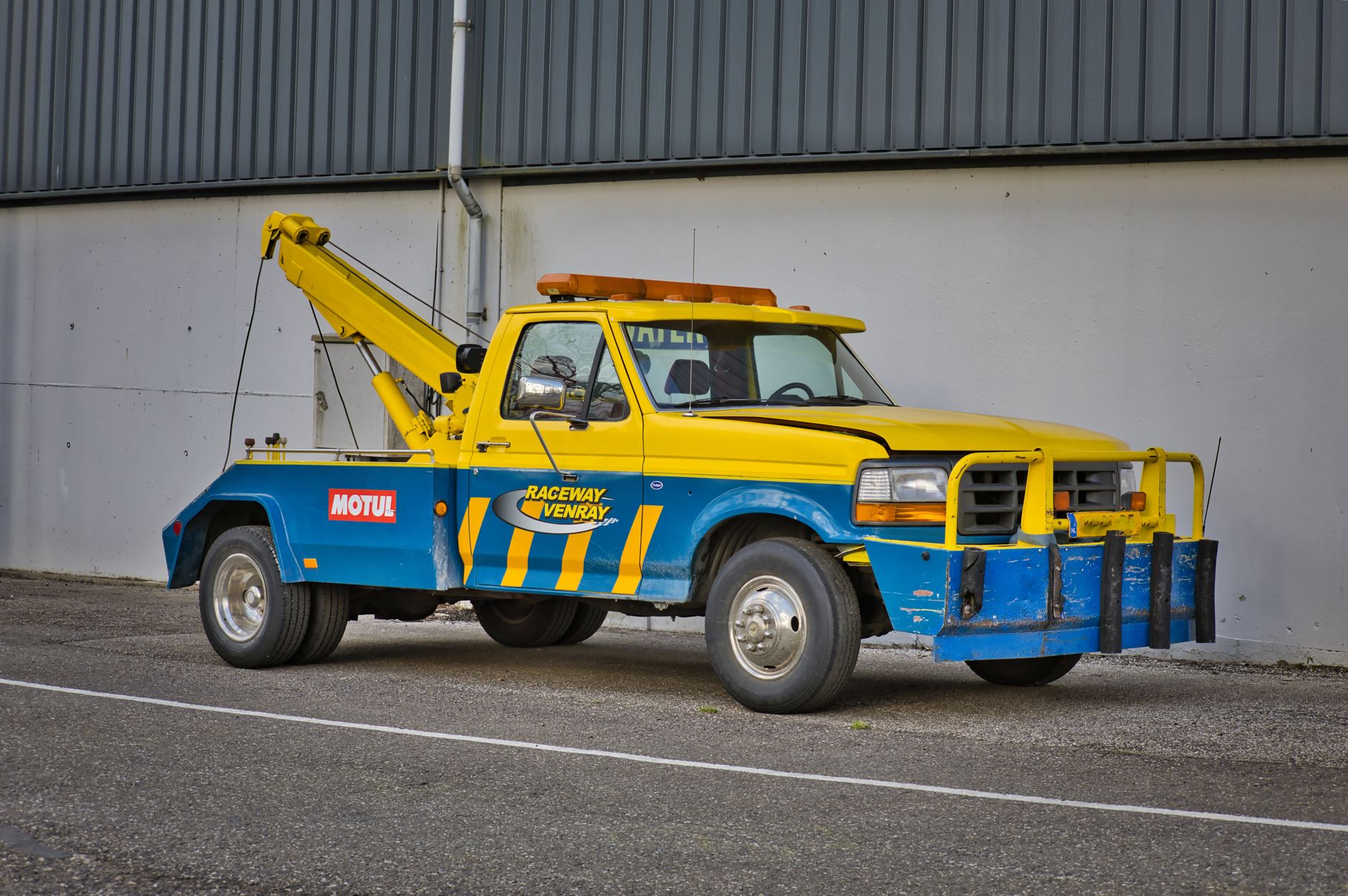 Remorquage voiture équipe à Metz